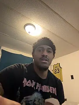 tyrek5051 online show from 12-01-25, 03:39