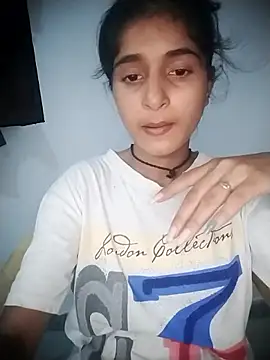 Snapshot of Sexey-Puja chatting on 10-03-25, 02:58 Sexey-Puja online show from 10-03-25, 02:58