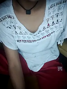 Snapshot of Sexey-Puja chatting on 10-08-25, 03:48 Sexey-Puja online show from 10-08-25, 03:48