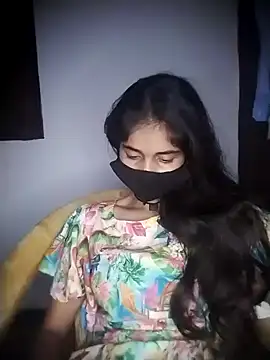 Snapshot of Sexey-Puja chatting on 10-10-25, 04:44 Sexey-Puja online show from 10-10-25, 04:44