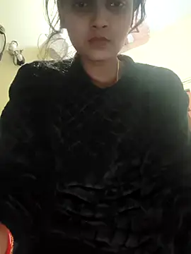 RAYI Queen 2 online show from 10-30-25, 08:05