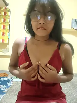 RAYI Queen 2 online show from 11-22-25, 10:36