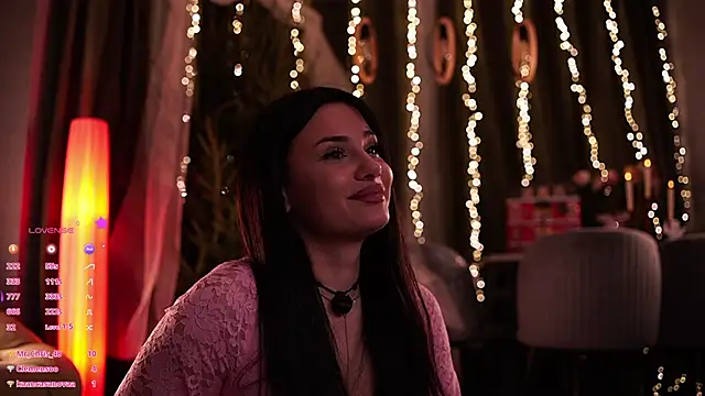 MaryHols online show from 12-14-25, 05:40