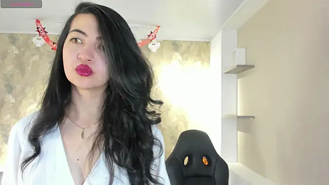 Saya Amaretto1 online show from 10-16-25, 07:15