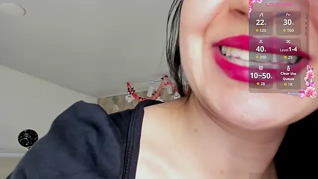 Saya Amaretto1 online show from 10-30-25, 07:14