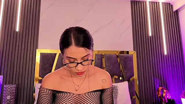 ScarletTorres online show from 04-16-26, 06:30