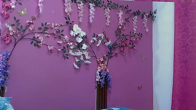 skinnybarbie022 online show from 01-07-26, 11:18