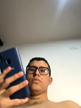 Kurtxxx22 online show from 11-10-25, 02:54