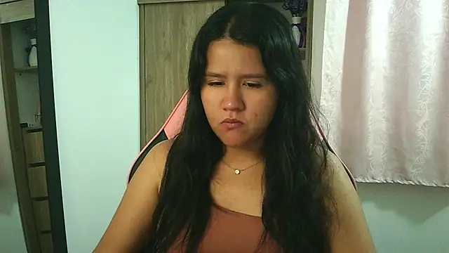 Oliviawatson1 online show from 11-26-25, 01:01