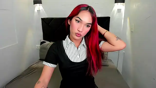 Snapshot of ms_megan chatting on 11-19-25, 02:55 ms megan online show from 11-19-25, 02:55