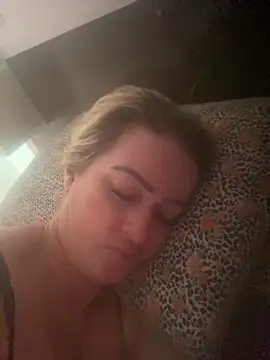 Snapshot of Alerquinasc chatting on 02-02-26, 07:56 Alerquinasc online show from 02-02-26, 07:56