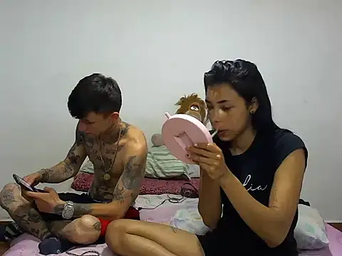 MeganAndMaxxh online show from 12-19-25, 01:34