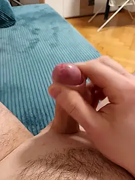 Loneguy111 online show from 01-10-26, 03:47