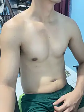 Snapshot of ieat_monsters chatting on 10-28-25, 06:06 ieat monsters online show from 10-28-25, 06:06