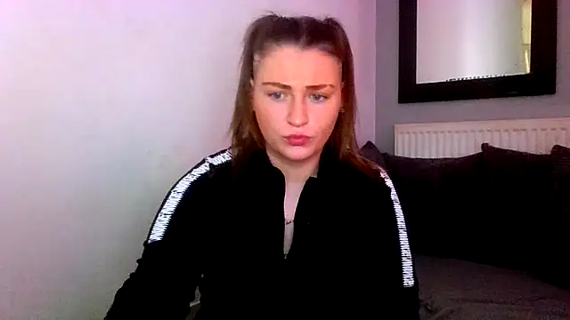 RUBY-ROSE-SWINGS online show from 02-12-26, 09:48