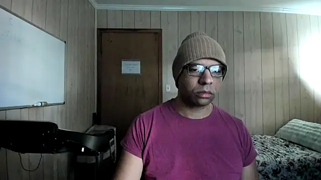 NaturalBeautyQueen online show from 10-10-25, 01:32