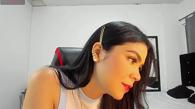 NicoleFletcher online show from 11-08-25, 09:13