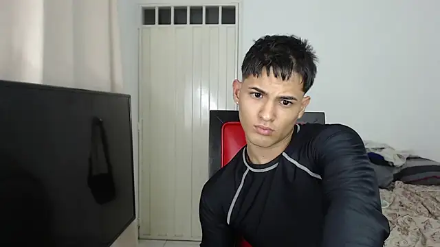 Alex mojica online show from 10-17-25, 06:05