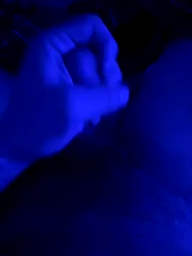 Snapshot of i_love_2cum chatting on 10-10-25, 07:18 i love 2cum online show from 10-10-25, 07:18