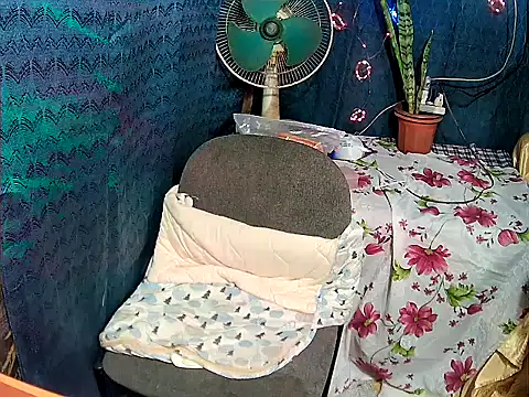 FlowerSexy online show from 11-25-25, 11:32