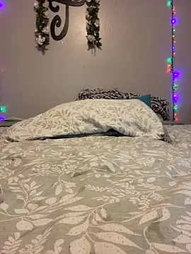 matty244 online show from 10-27-25, 04:22