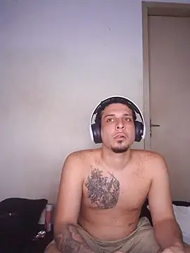 Snapshot of branquintatto chatting on 12-02-25, 05:02 branquintatto online show from 12-02-25, 05:02