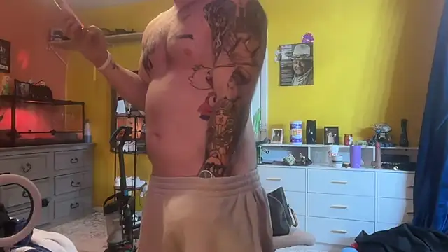 bearcub300 online show from 02-05-26, 06:40