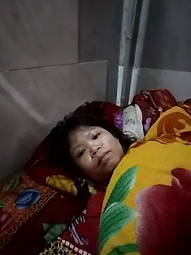 LinhNa999 online show from 01-16-26, 01:42