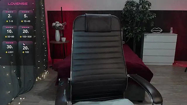 Snapshot of Sexy_Alexia69 chatting on 10-31-25, 04:19 Sexy Alexia69 online show from 10-31-25, 04:19