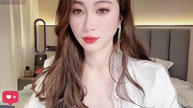 wuyueaini online show from 12-19-25, 06:31