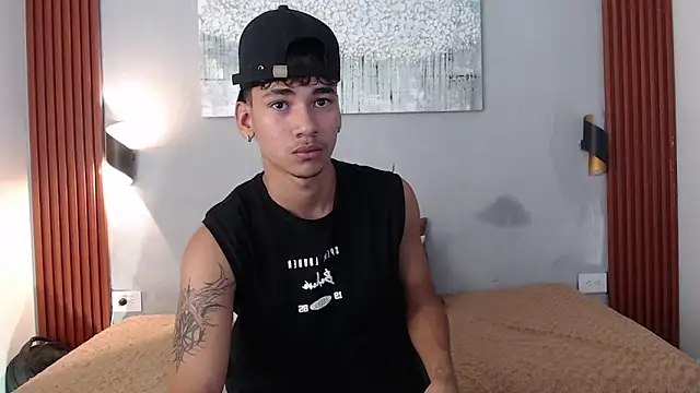 Snapshot of Dominic_ghost chatting on 10-22-25, 03:40 Dominic ghost online show from 10-22-25, 03:40