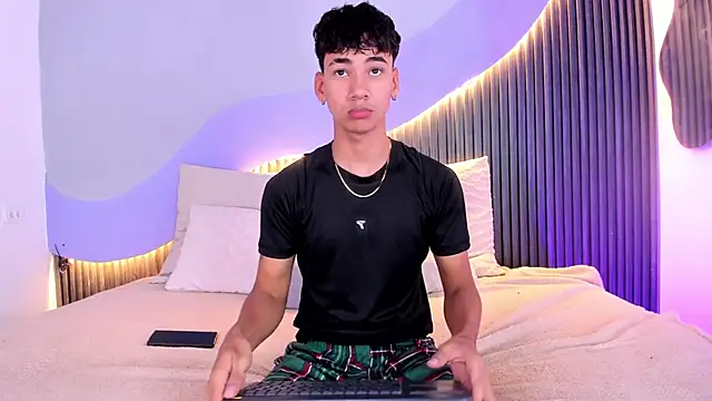 Snapshot of Dominic_ghost chatting on 11-06-25, 05:52 Dominic ghost online show from 11-06-25, 05:52