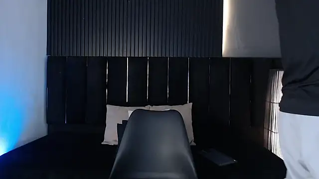 Snapshot of Dominic_ghost chatting on 01-08-26, 03:42 Dominic ghost online show from 01-08-26, 03:42