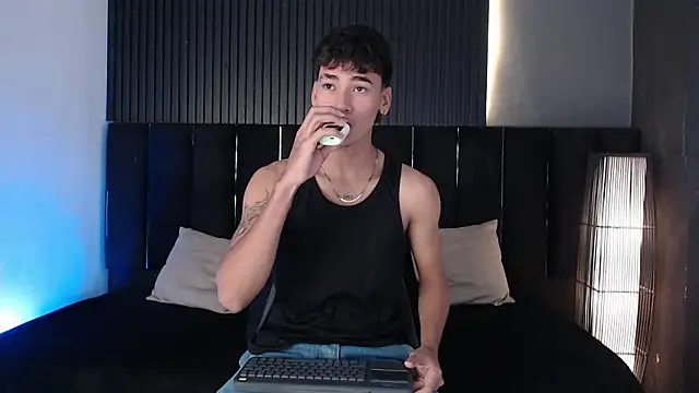 Snapshot of Dominic_ghost chatting on 01-10-26, 03:08 Dominic ghost online show from 01-10-26, 03:08