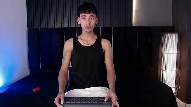 Snapshot of Dominic_ghost chatting on 02-24-26, 01:03 Dominic ghost online show from 02-24-26, 01:03