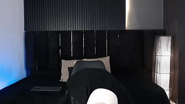 Snapshot of Dominic_ghost chatting on 03-03-26, 01:12 Dominic ghost online show from 03-03-26, 01:12