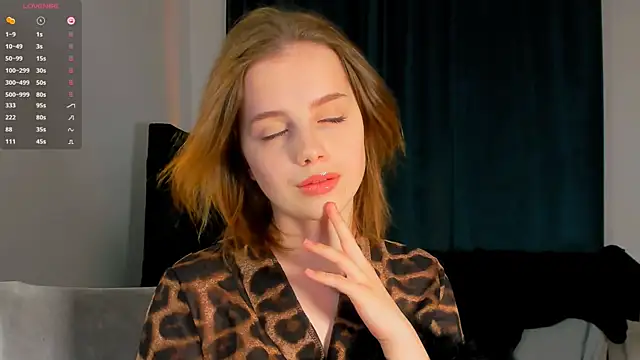 Snapshot of GabiMeshuggah chatting on 11-21-25, 09:35 GabiMeshuggah online show from 11-21-25, 09:35