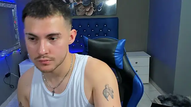 BrunoWalkerr online show from 09-12-25, 01:44