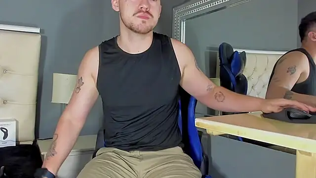 BrunoWalkerr online show from 10-22-25, 11:43