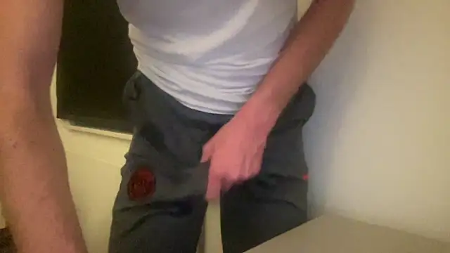 Snapshot of peterpapiNL chatting on 11-03-25, 10:32 peterpapiNL online show from 11-03-25, 10:32