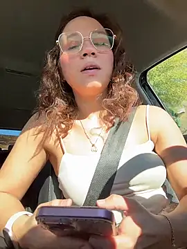 Mrs MrLove online show from 12-16-25, 07:52