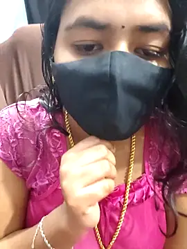 Snapshot of Tamil_Lotus chatting on 11-25-25, 05:35 Tamil Lotus online show from 11-25-25, 05:35