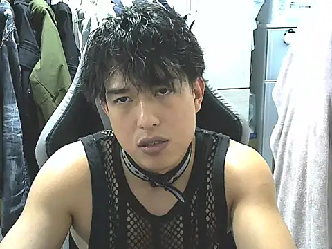 Snapshot of hunterXhan chatting on 02-03-26, 02:22 hunterXhan online show from 02-03-26, 02:22