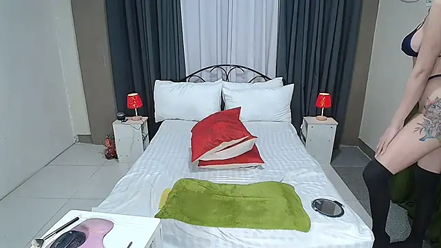 petitetsbigloads online show from 01-10-26, 09:41