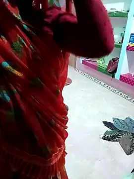 Snapshot of Sonabhabhi96 chatting on 10-15-25, 04:40 Sonabhabhi96 online show from 10-15-25, 04:40