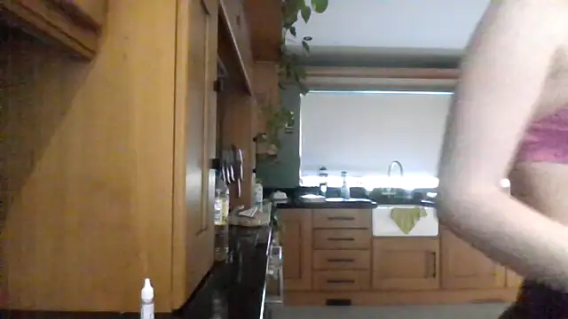 Snapshot of SexyKatiex chatting on 10-02-25, 02:02 SexyKatiex online show from 10-02-25, 02:02