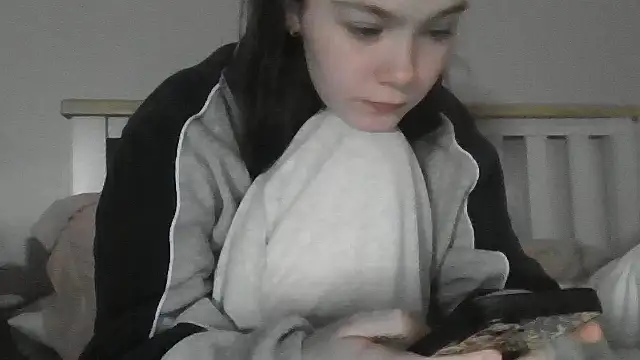 Snapshot of SexyKatiex chatting on 11-18-25, 07:07 SexyKatiex online show from 11-18-25, 07:07