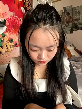 Julia-Elsa online show from 09-17-25, 03:41