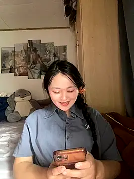 Julia-Elsa online show from 09-27-25, 04:06