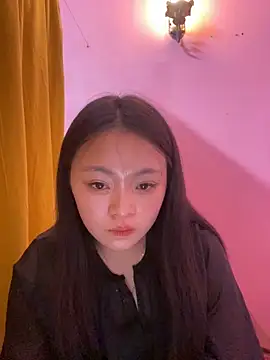 Julia-Elsa online show from 09-28-25, 04:01